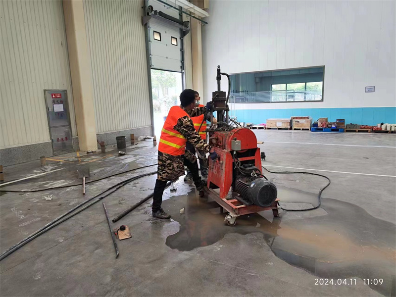 广元厂房地面下沉塌陷注浆加固施工